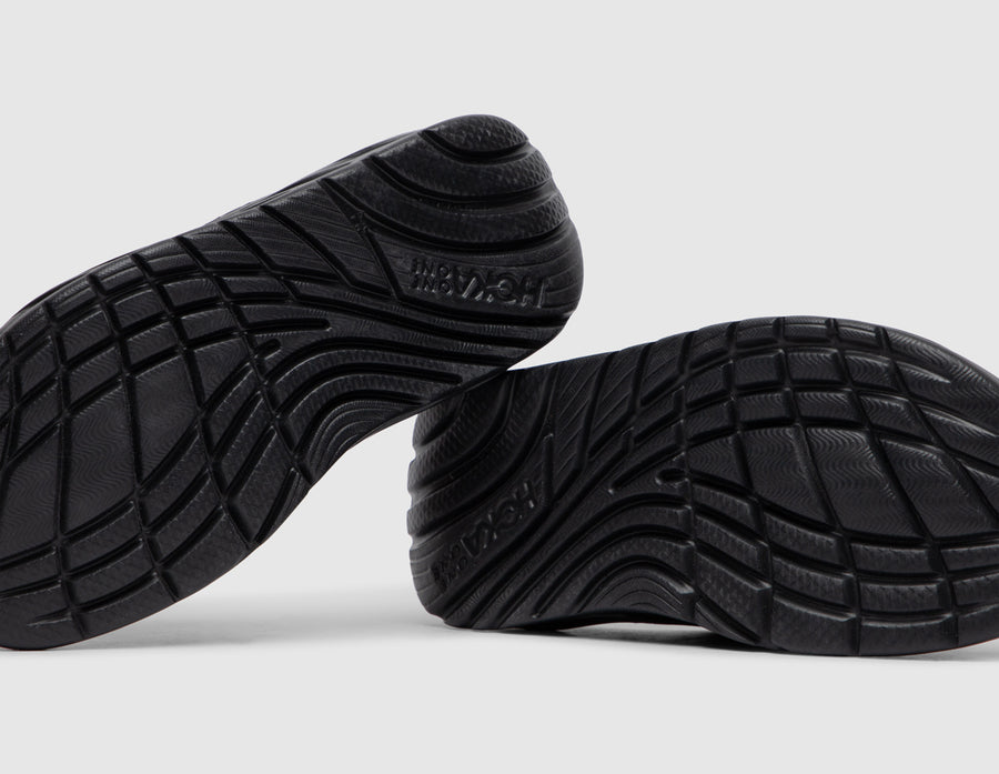 Hoka Ora Recovery Slide / Black