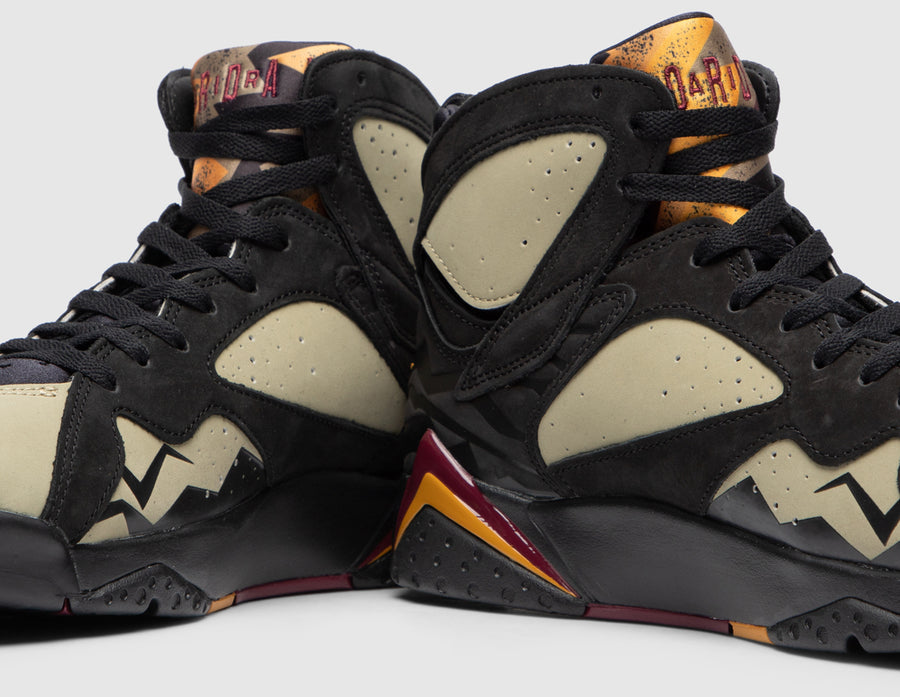 Jordan 7 Retro SE Black / Cherrywood Red