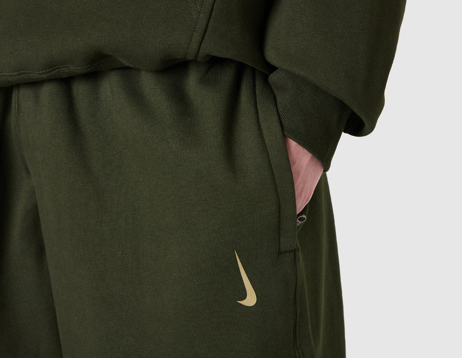 Nike x Billie Eilish Fleece Pants Sequoia / Mushroom - Mushroom – size ...