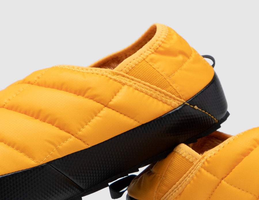 The North Face Thermoball Traction Mule V Summit Gold / TNF Black