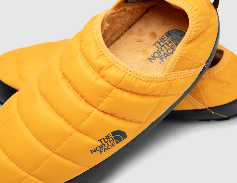 The North Face Thermoball Traction Mule V Summit Gold / TNF Black