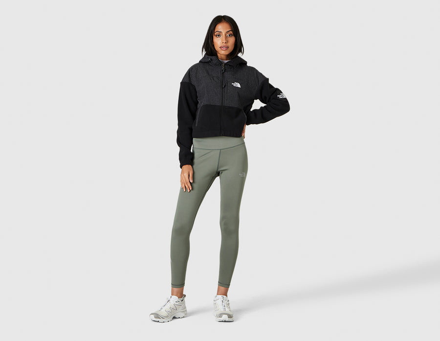 The North Face Women's Convin Microfleece Pullover Hoodie / TNF Black